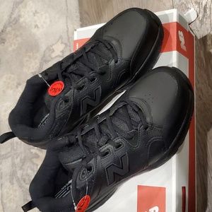 New Balance Black Men's 10.5 wide Shoes